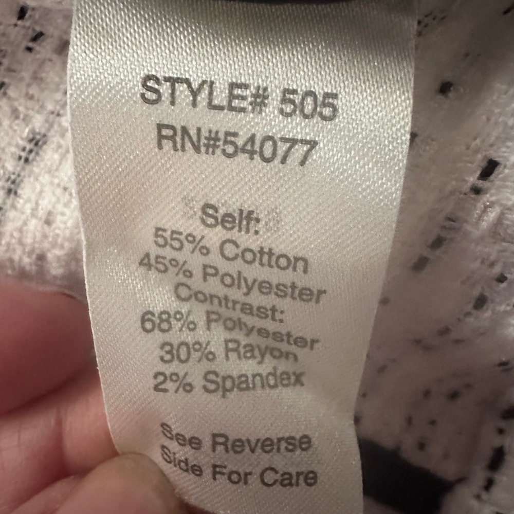 CAbi White and Black Textured Single-Button Blazer - Picture 6 of 6